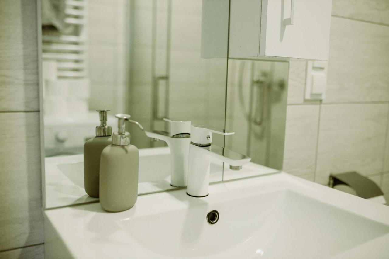 Apartament Magnolia -Centrum ทาร์นูฟ ภายนอก รูปภาพ